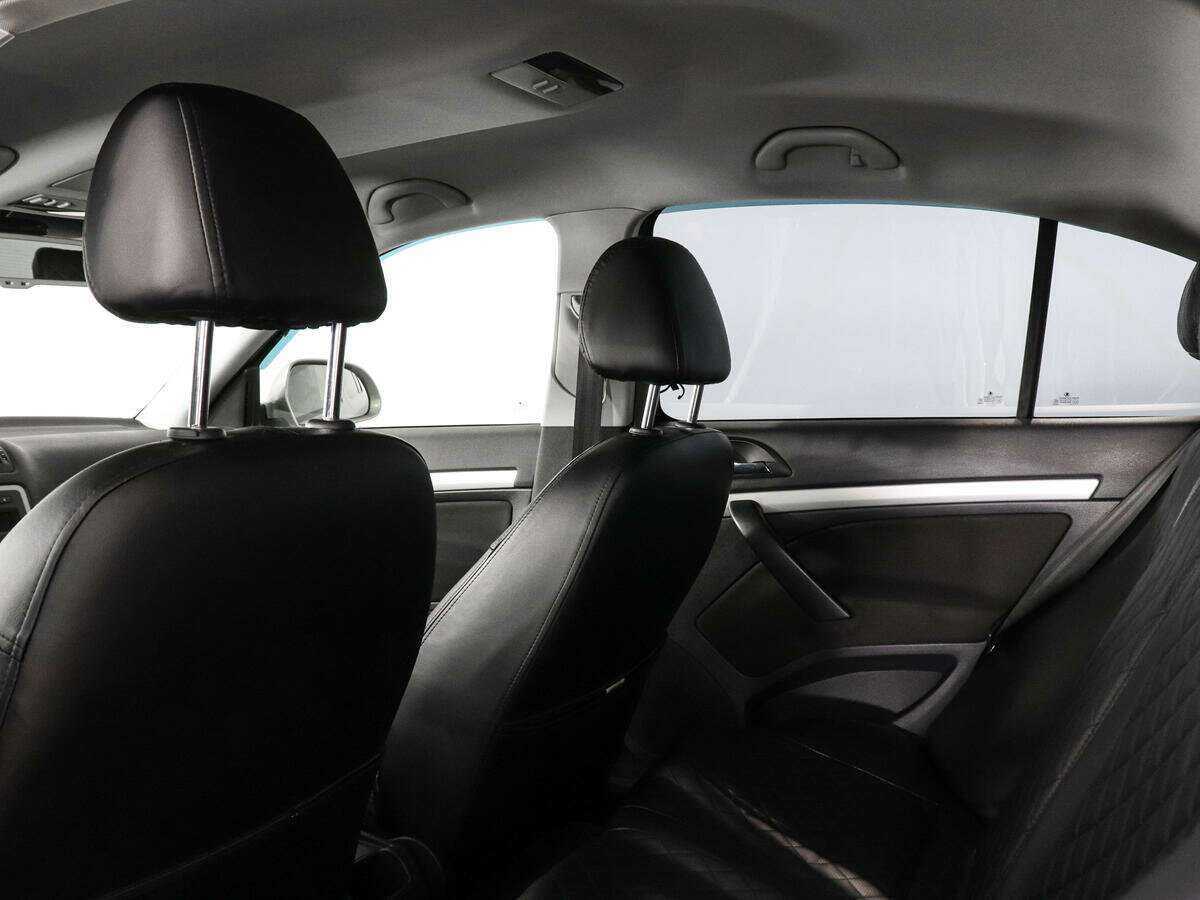 Купить Skoda Octavia с пробегом. Фото: #10
