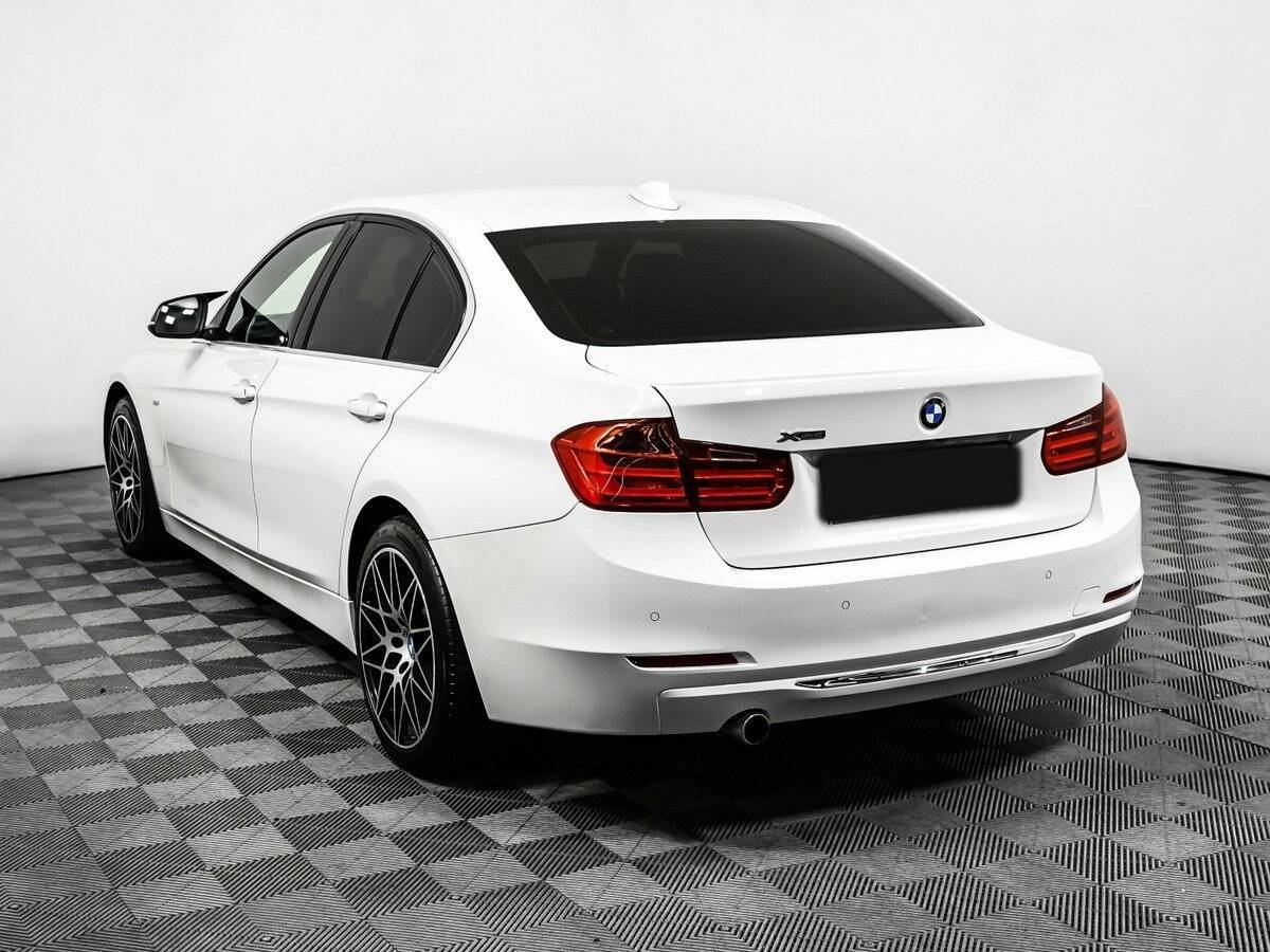 Купить BMW 3 серии с пробегом. Фото: #6