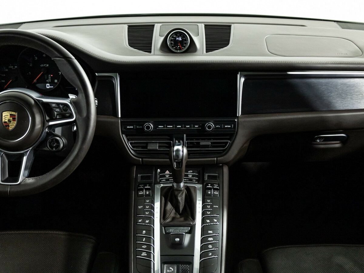 Купить Porsche Macan с пробегом. Фото: #11