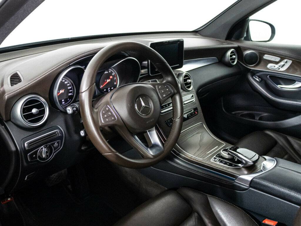 Купить Mercedes-Benz GLC с пробегом. Фото: #10