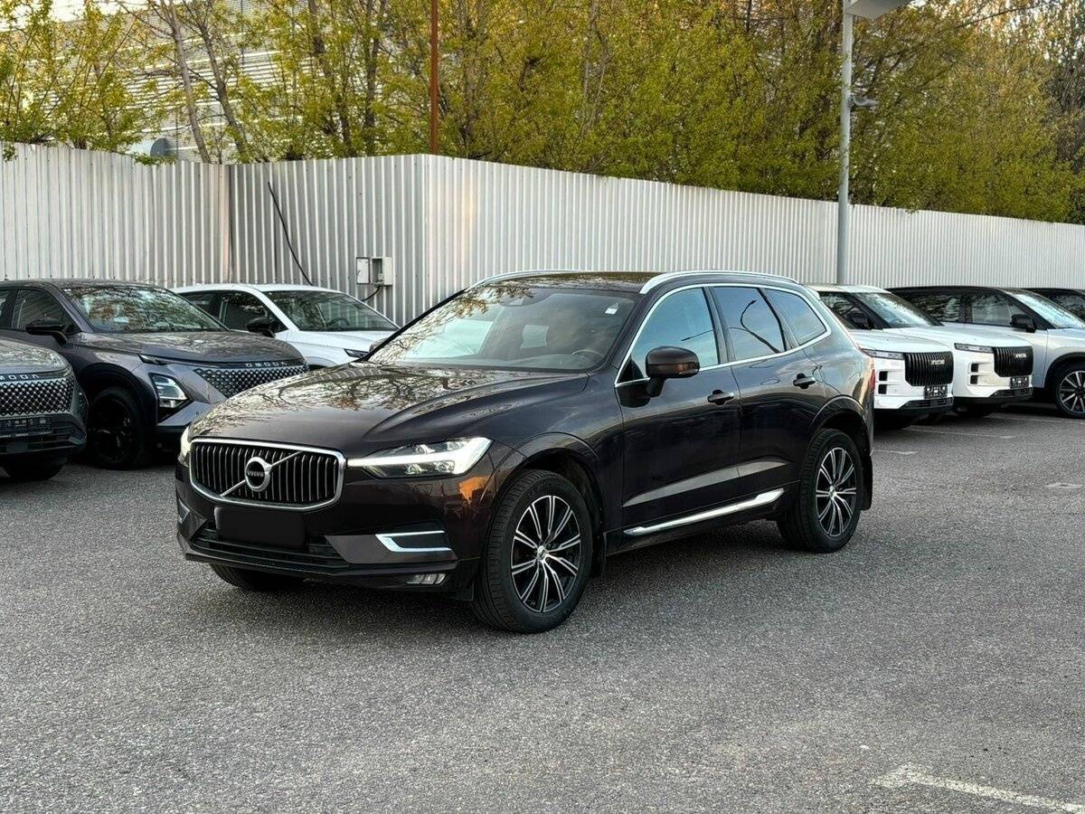 Купить Volvo XC60 с пробегом. Посмотреть фото