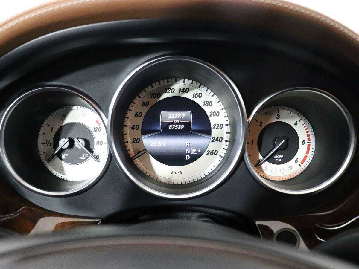 Купить Mercedes-Benz CLS с пробегом. Фото: #9