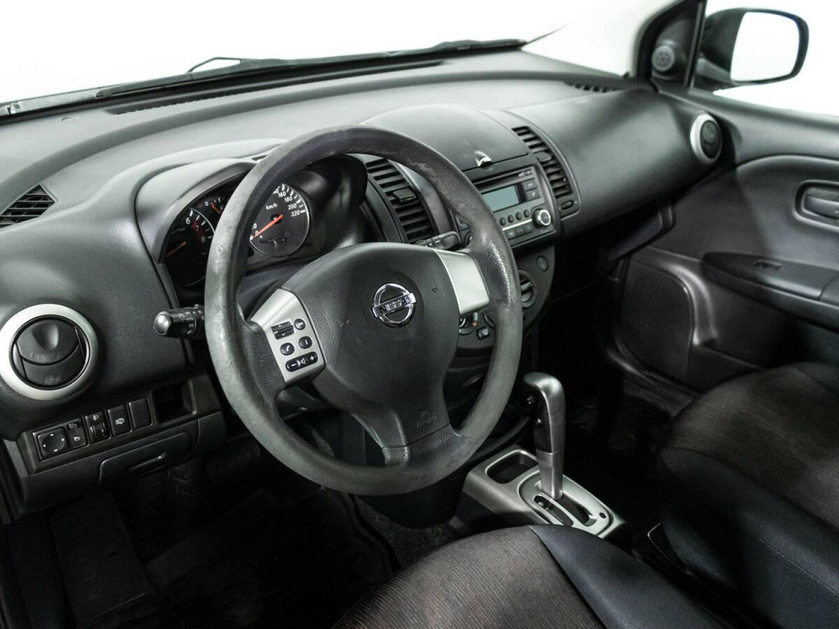 Купить Nissan Note с пробегом. Фото: #10