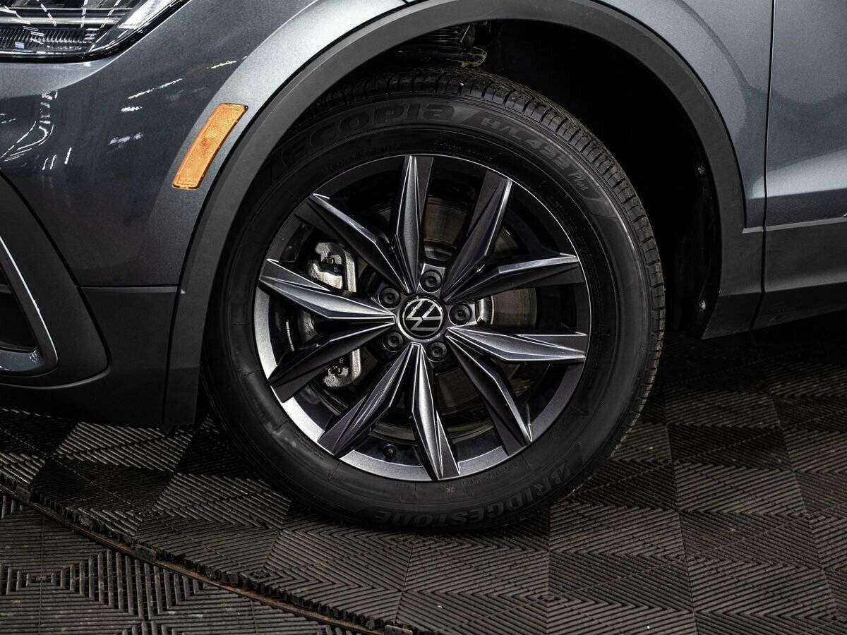 Купить Volkswagen Tiguan с пробегом. Фото: #13
