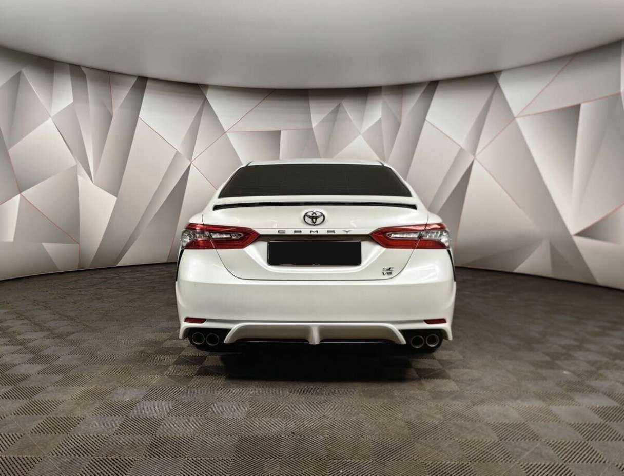 Купить Toyota Camry с пробегом. Фото: #7