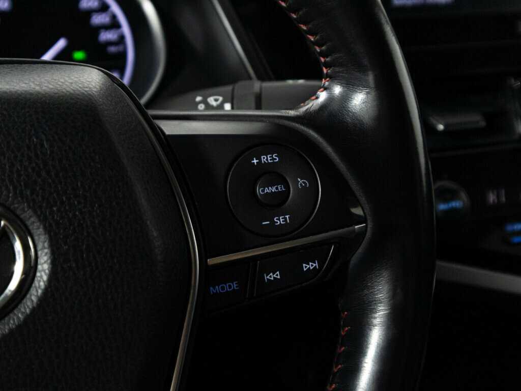 Купить Toyota Camry с пробегом. Фото: #19