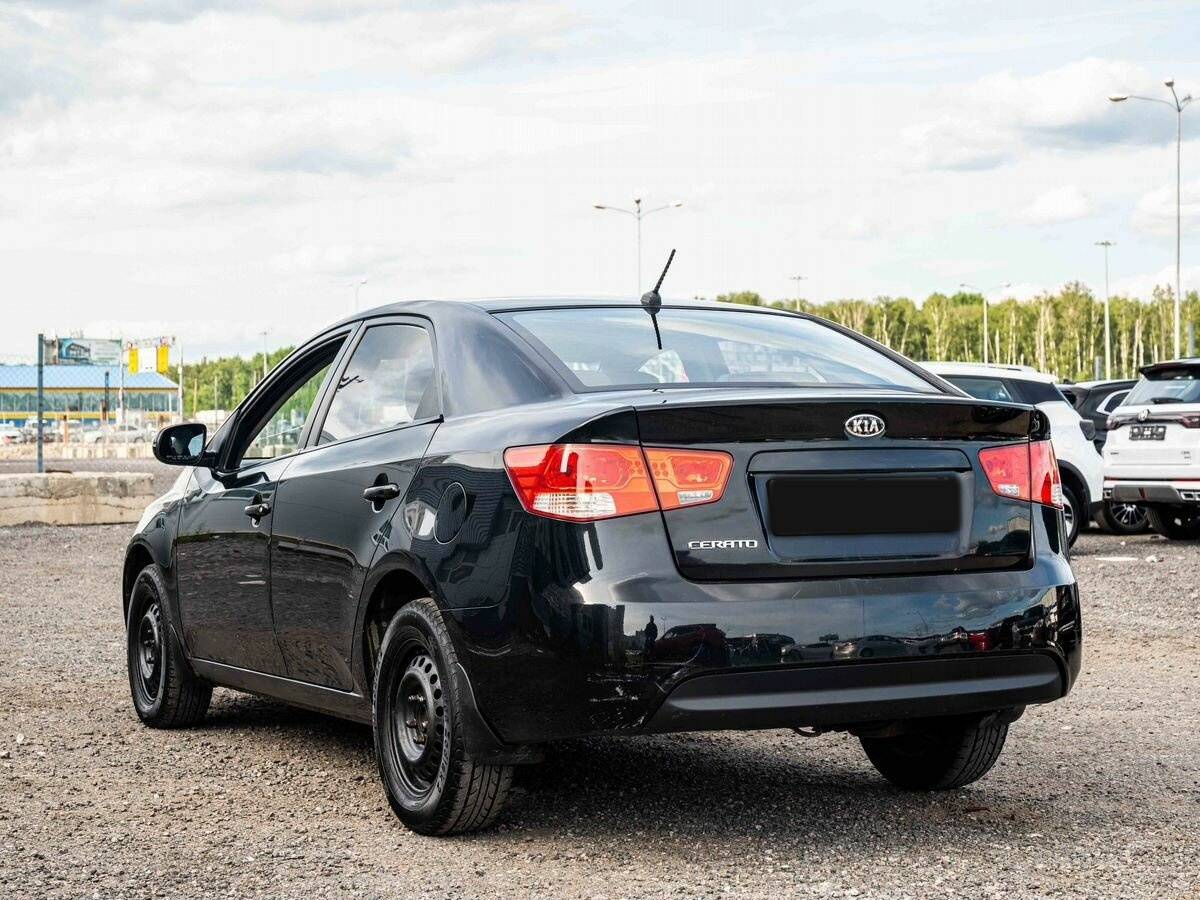 Купить Kia Cerato с пробегом. Фото: #3