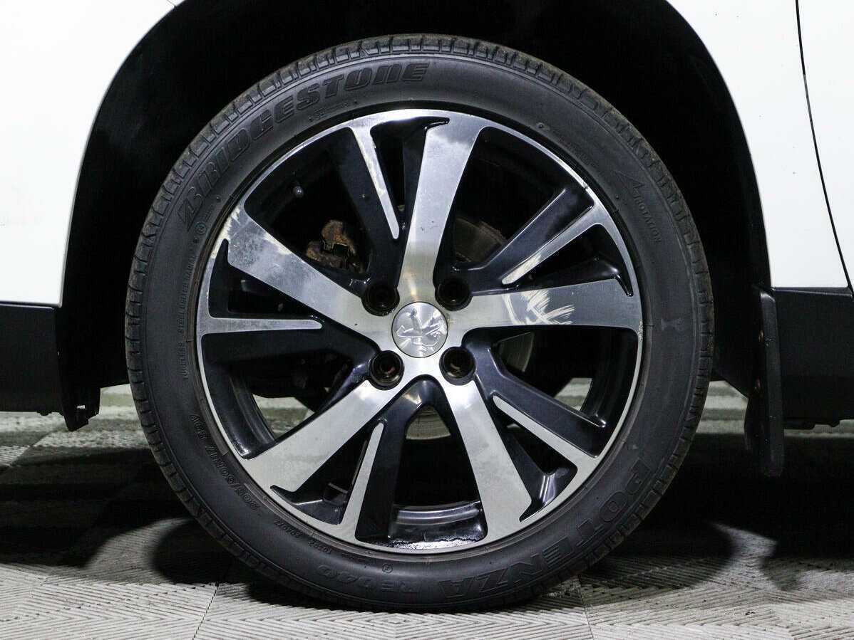 Купить Peugeot 2008 с пробегом. Фото: #12