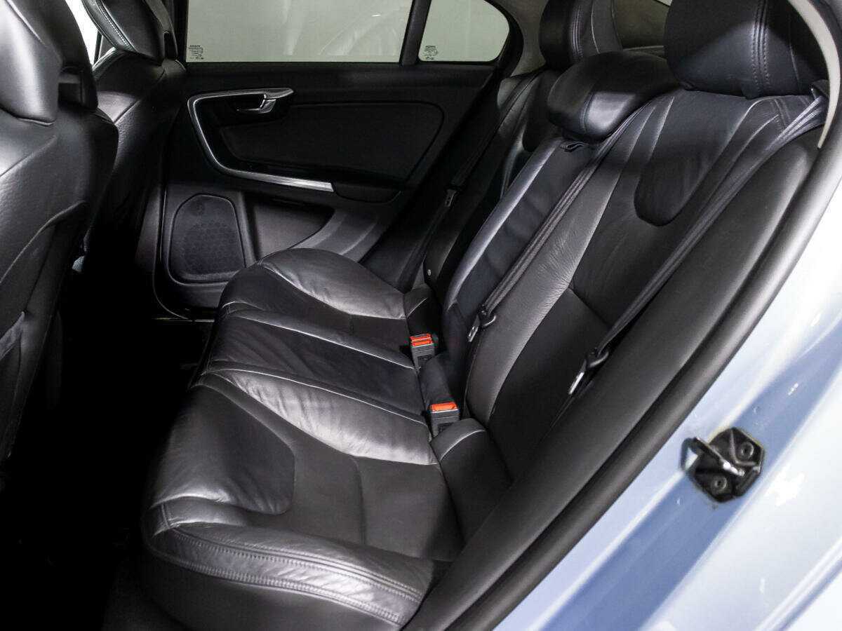 Купить Volvo S60 с пробегом. Фото: #9