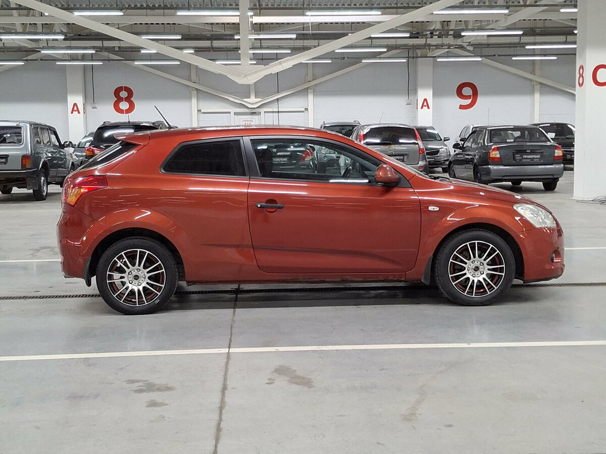 Купить Kia Ceed с пробегом. Фото: #3