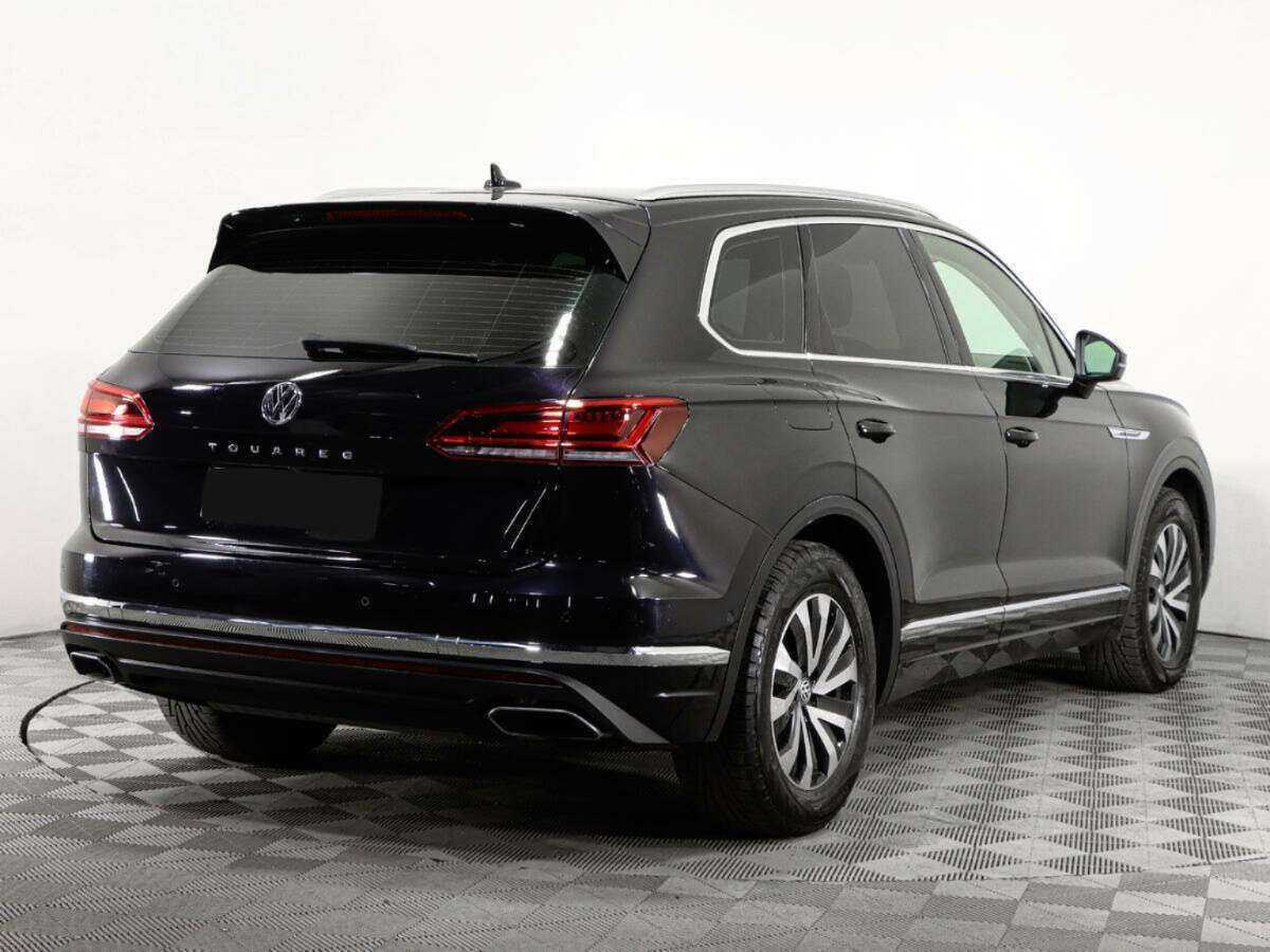 Купить Volkswagen Touareg с пробегом. Фото: #4
