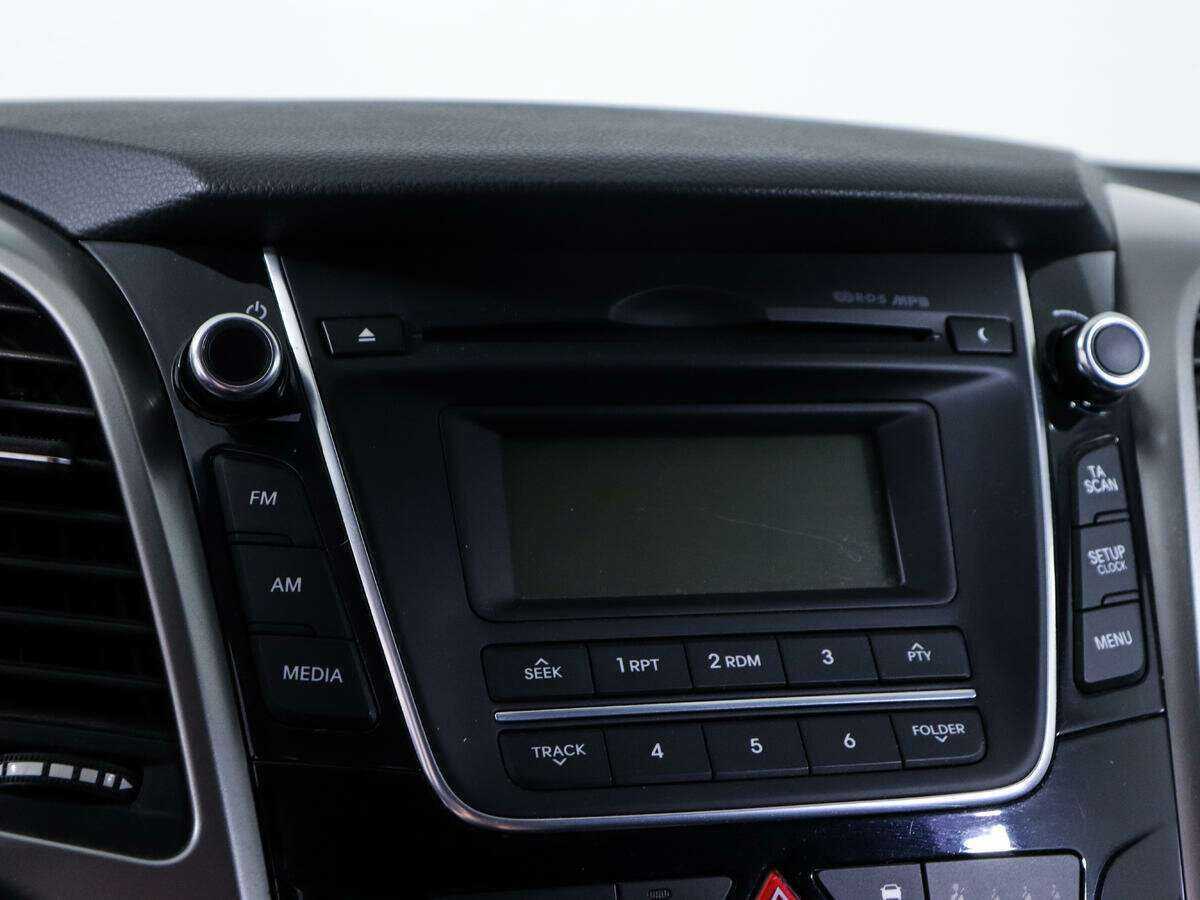 Купить Hyundai i30 с пробегом. Фото: #15