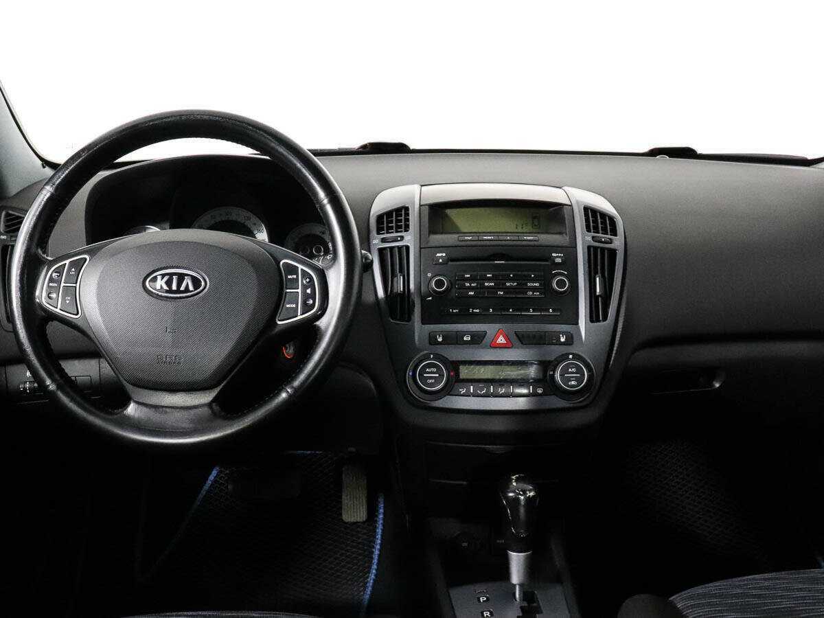 Купить Kia Ceed с пробегом. Фото: #9