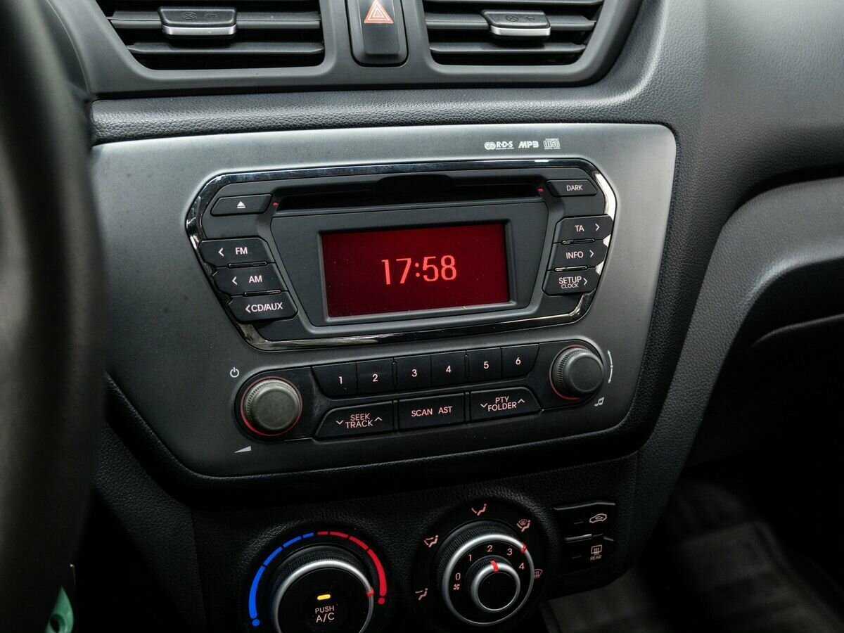 Купить Kia Rio с пробегом. Фото: #17