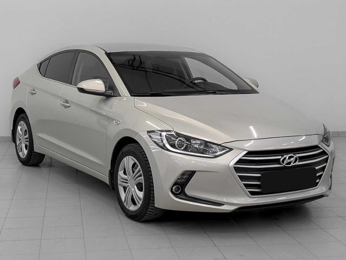 Купить Hyundai Elantra с пробегом. Фото: #2