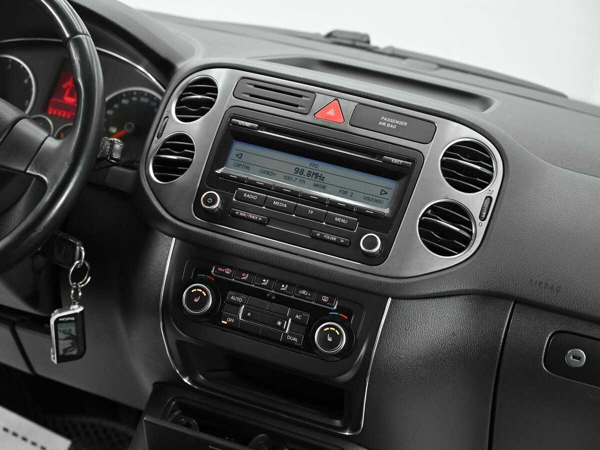 Купить Volkswagen Tiguan с пробегом. Фото: #9