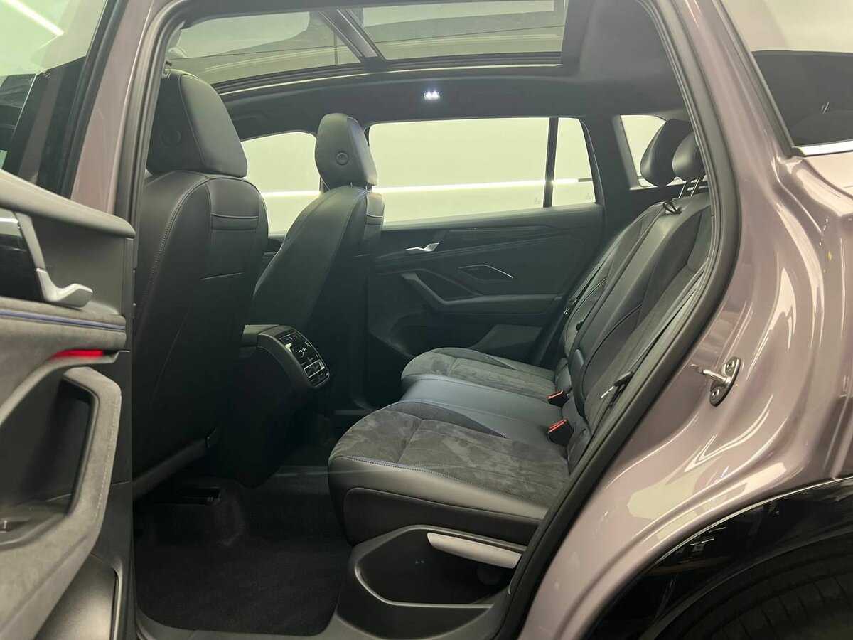 Купить Volkswagen Tiguan с пробегом. Фото: #12
