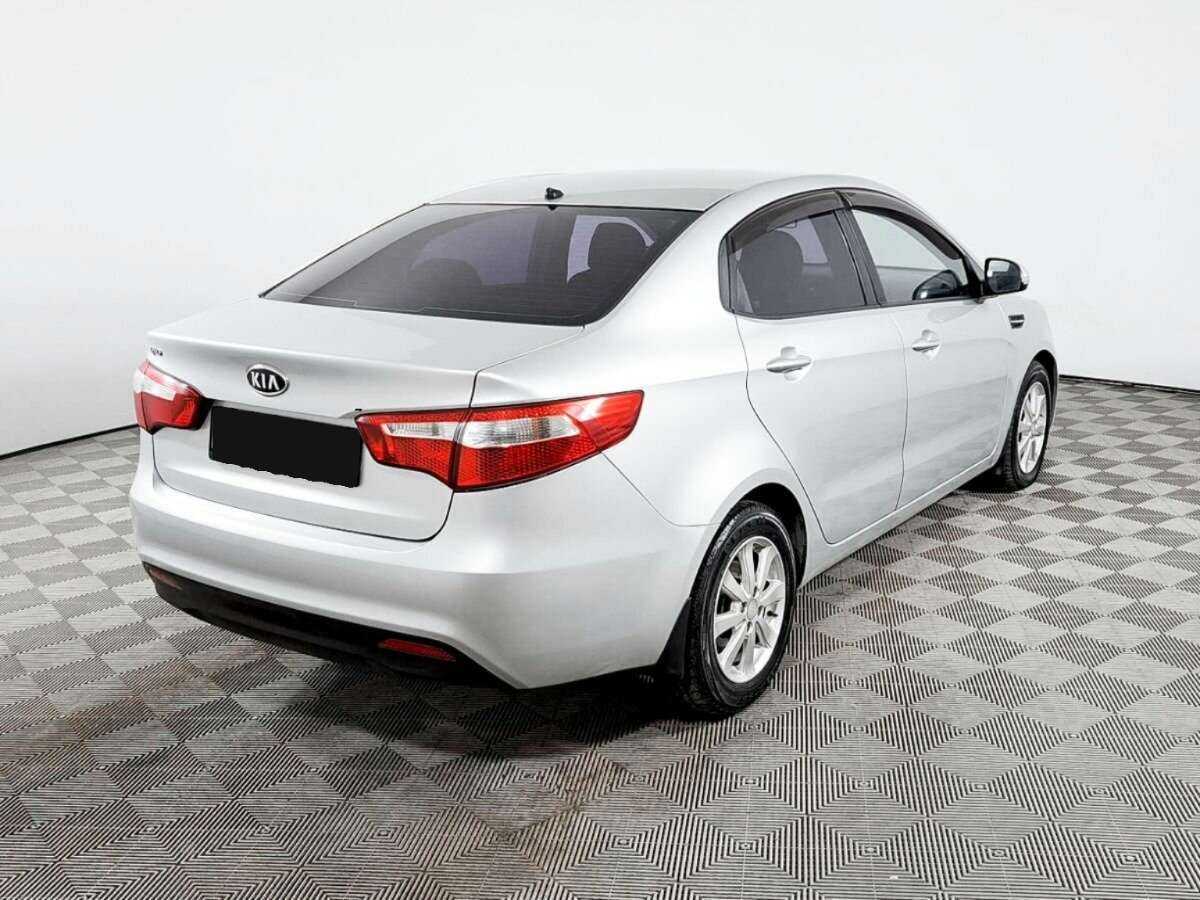 Купить Kia Rio с пробегом. Фото: #4