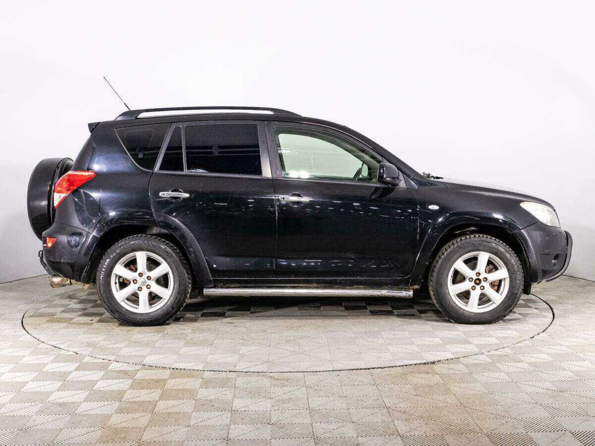 Купить Toyota RAV4 с пробегом. Фото: #3