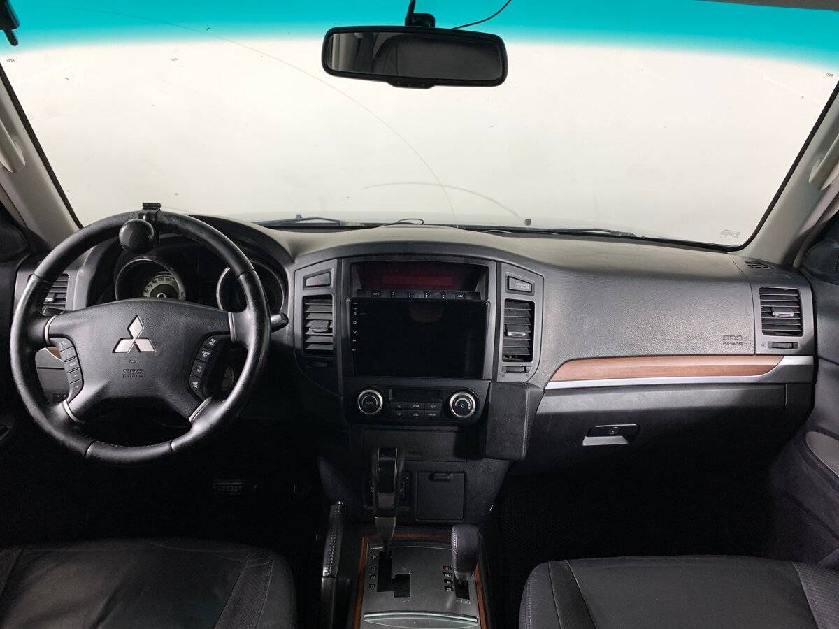 Купить Mitsubishi Pajero с пробегом. Фото: #11