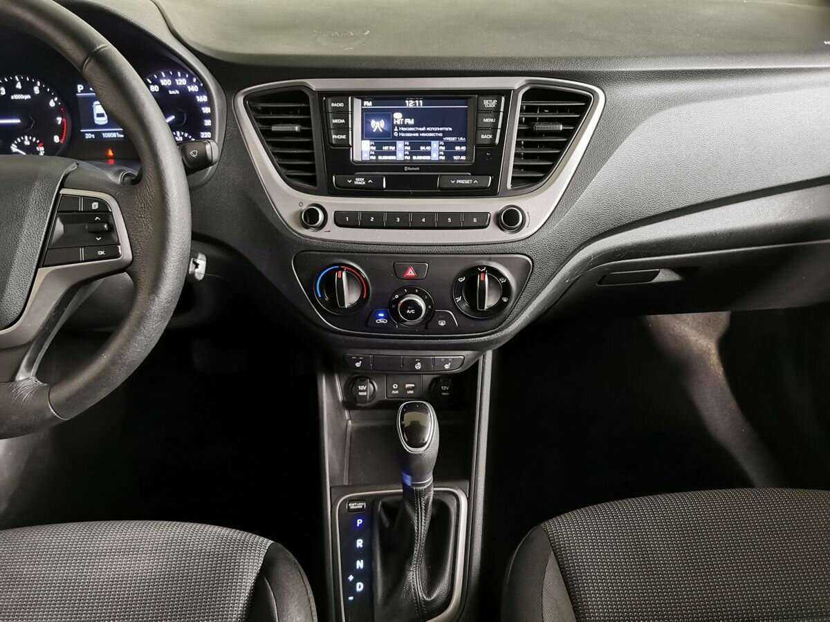 Купить Hyundai Solaris с пробегом. Фото: #10
