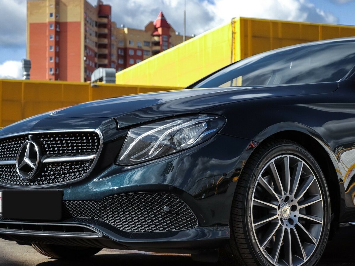 Купить Mercedes-Benz E-Класс с пробегом. Фото: #12