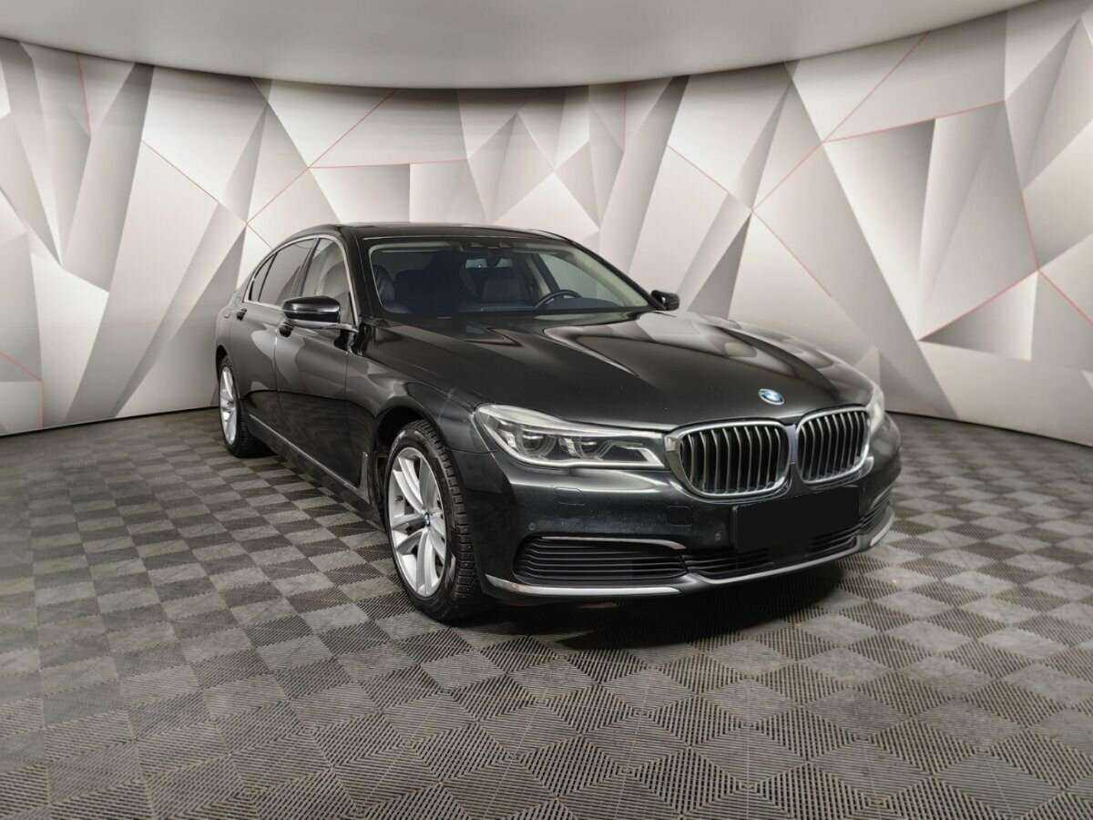 Купить BMW 7 серии с пробегом. Фото: #2