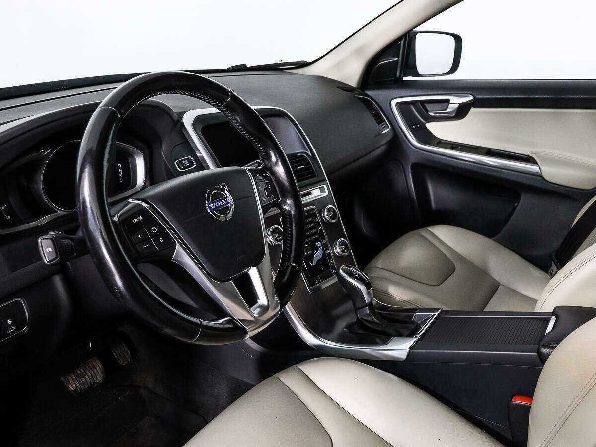 Купить Volvo XC60 с пробегом. Фото: #8