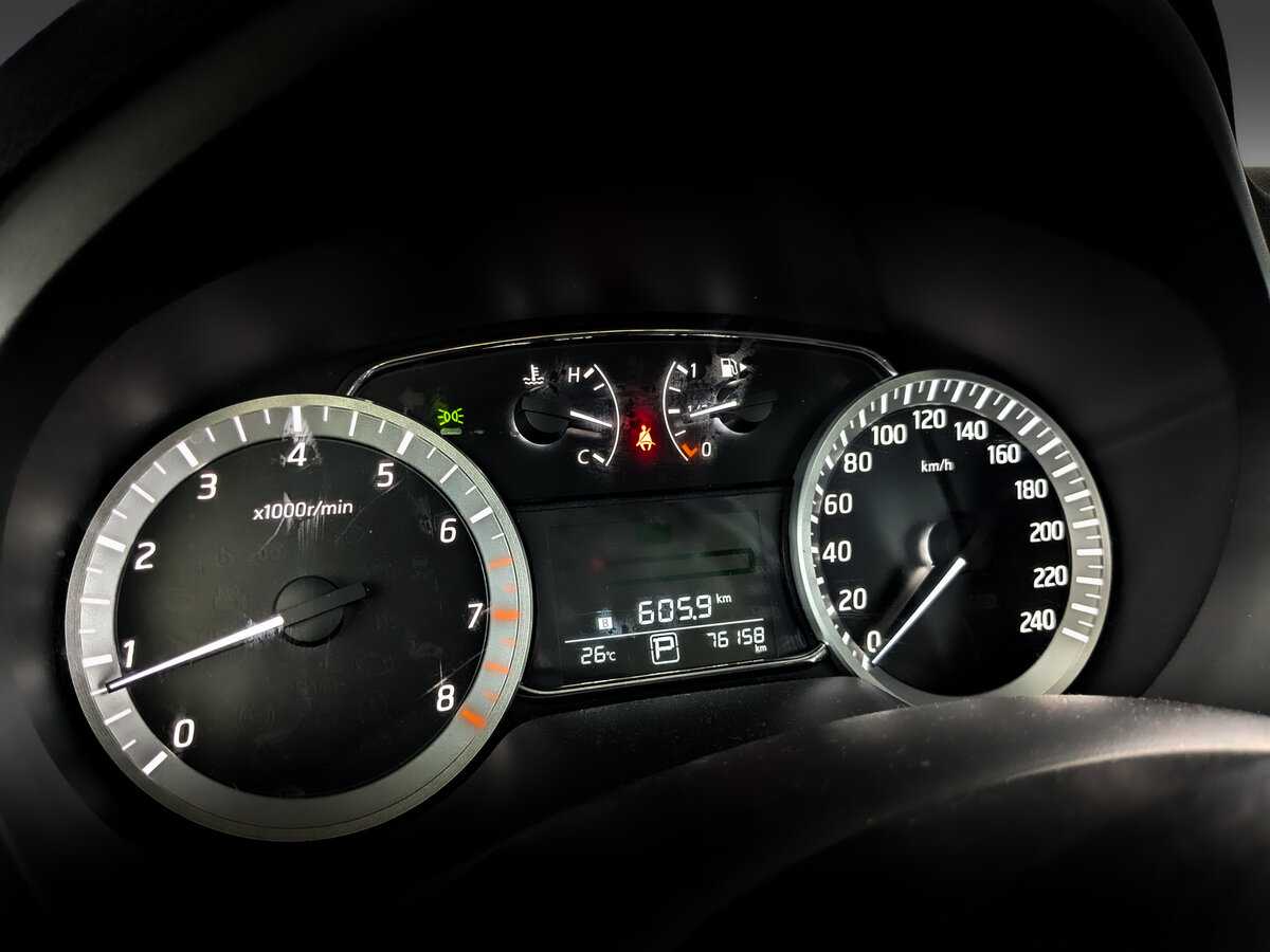 Купить Nissan Sentra с пробегом. Фото: #10