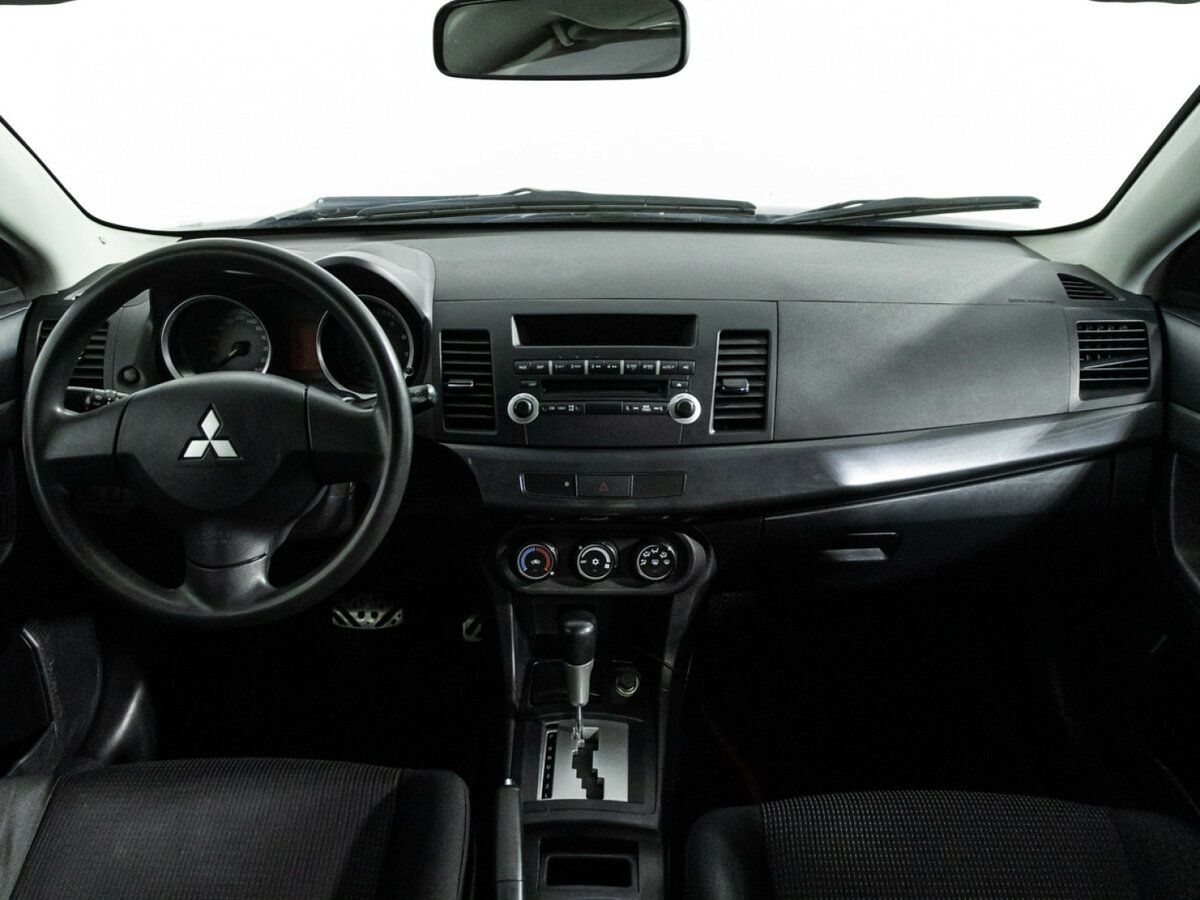 Купить Mitsubishi Lancer с пробегом. Фото: #12