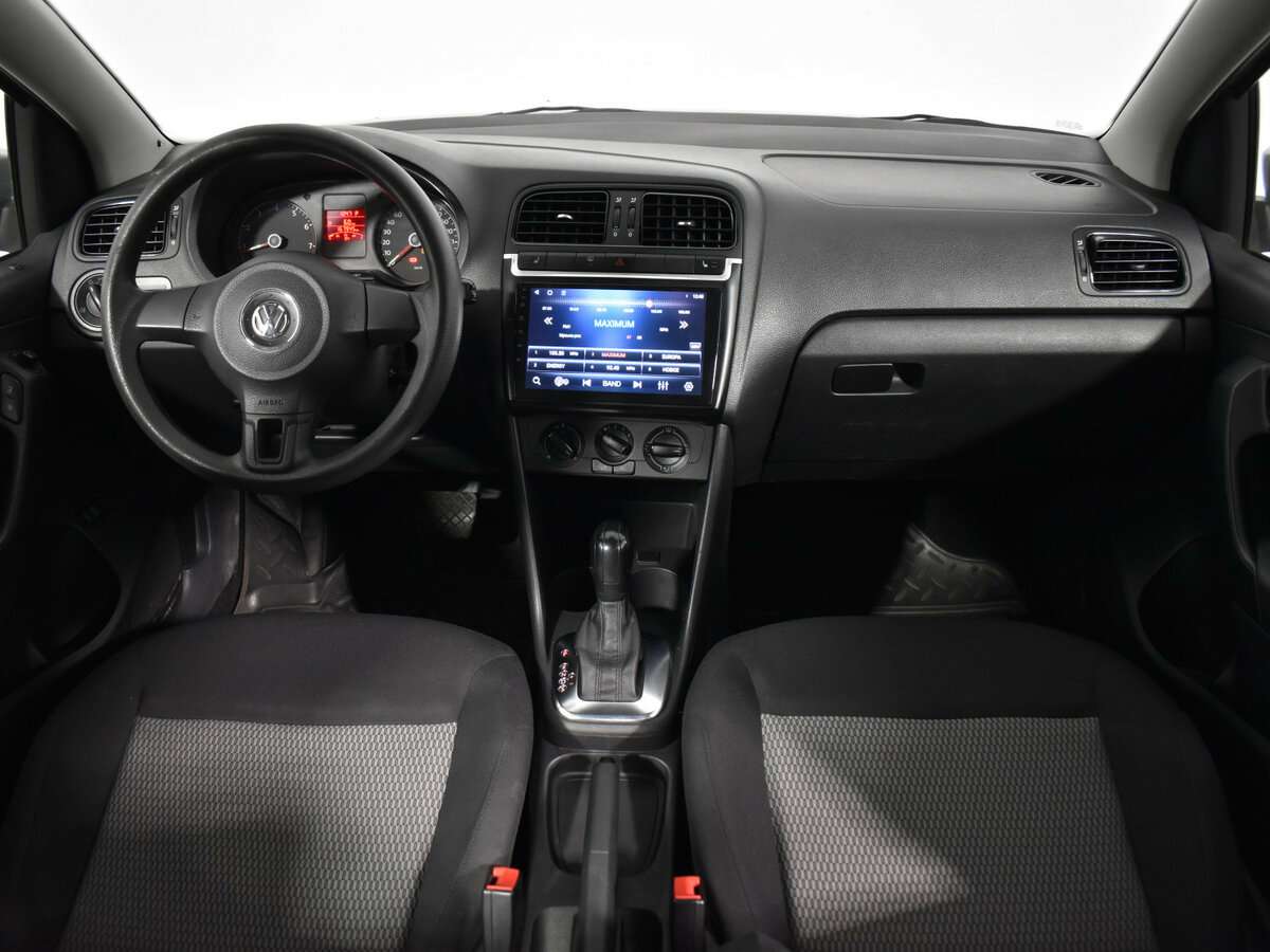 Купить Volkswagen Polo с пробегом. Фото: #10
