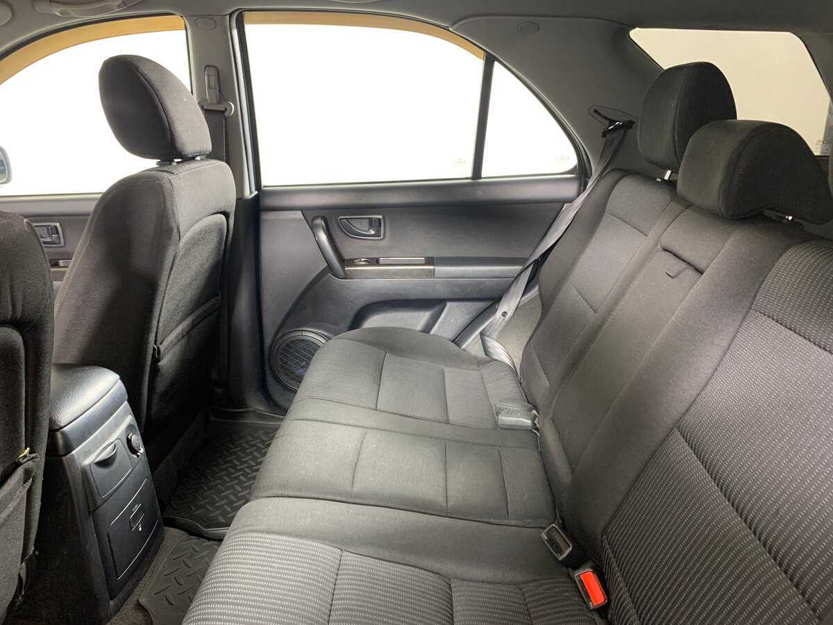 Купить Kia Sorento с пробегом. Фото: #18
