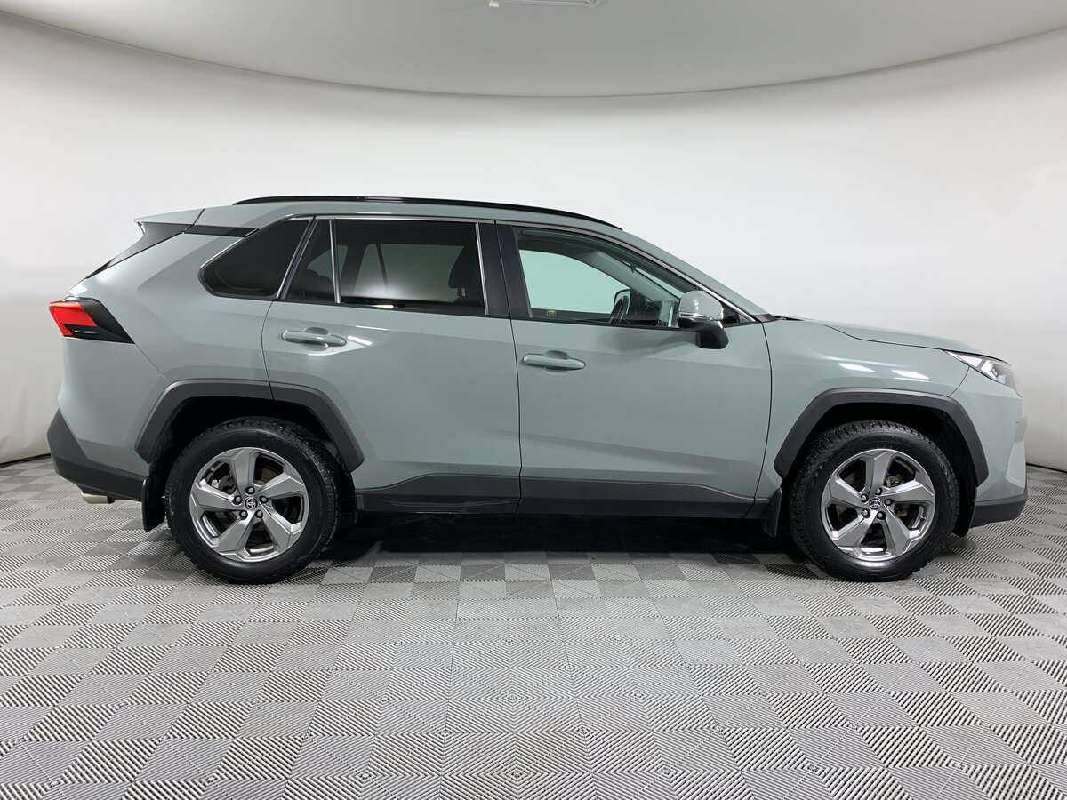 Купить Toyota RAV4 с пробегом. Фото: #3