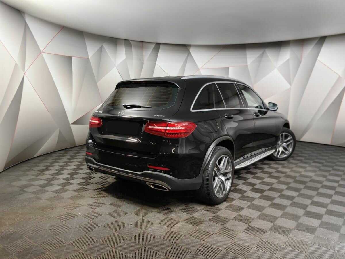 Купить Mercedes-Benz GLC с пробегом. Фото: #1
