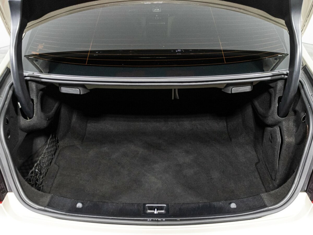 Купить Mercedes-Benz E-Класс с пробегом. Фото: #13