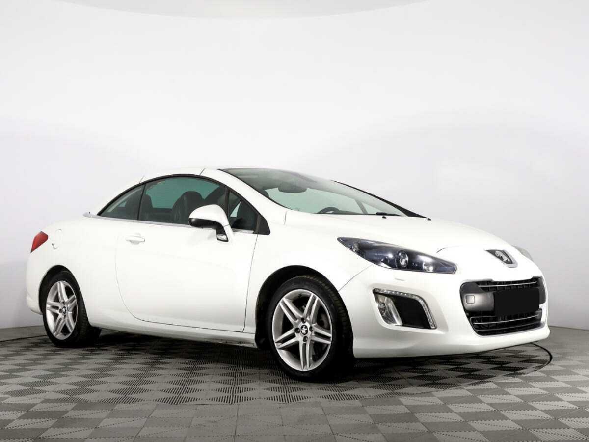 Купить Peugeot 308 с пробегом. Фото: #2