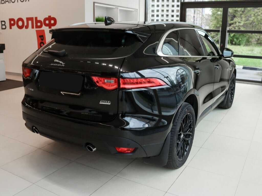 Купить Jaguar F-Pace с пробегом. Фото: #3