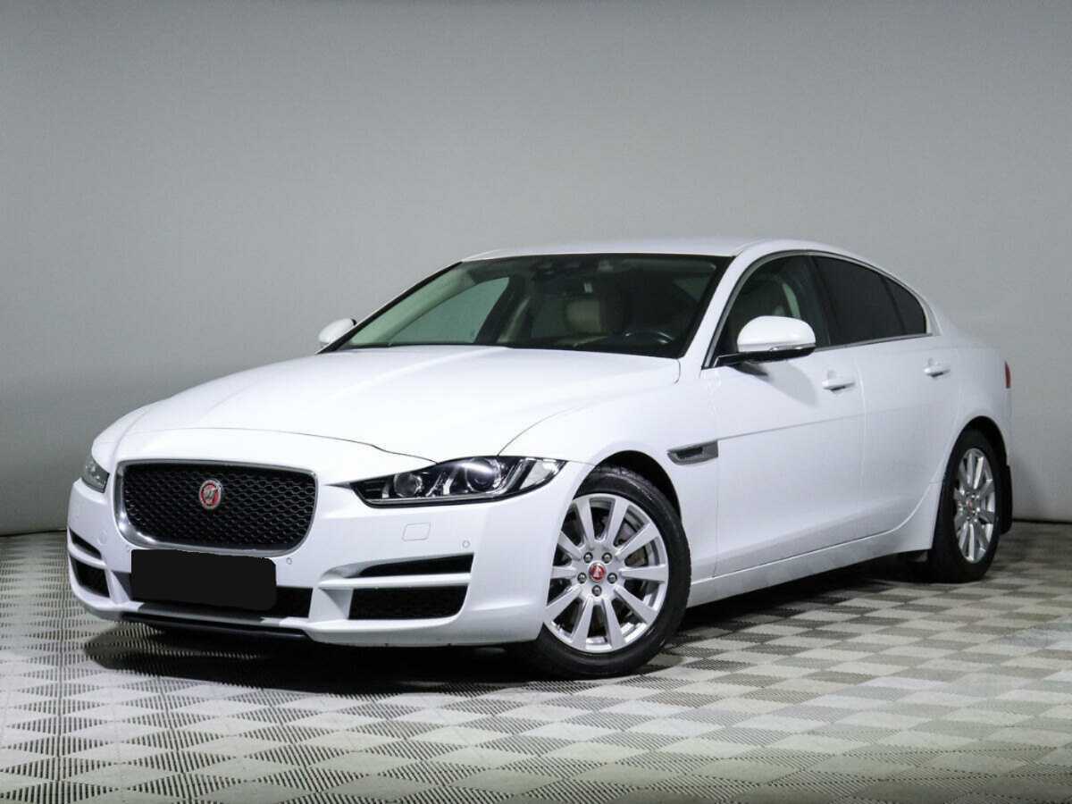 Купить Jaguar XE с пробегом. Посмотреть фото