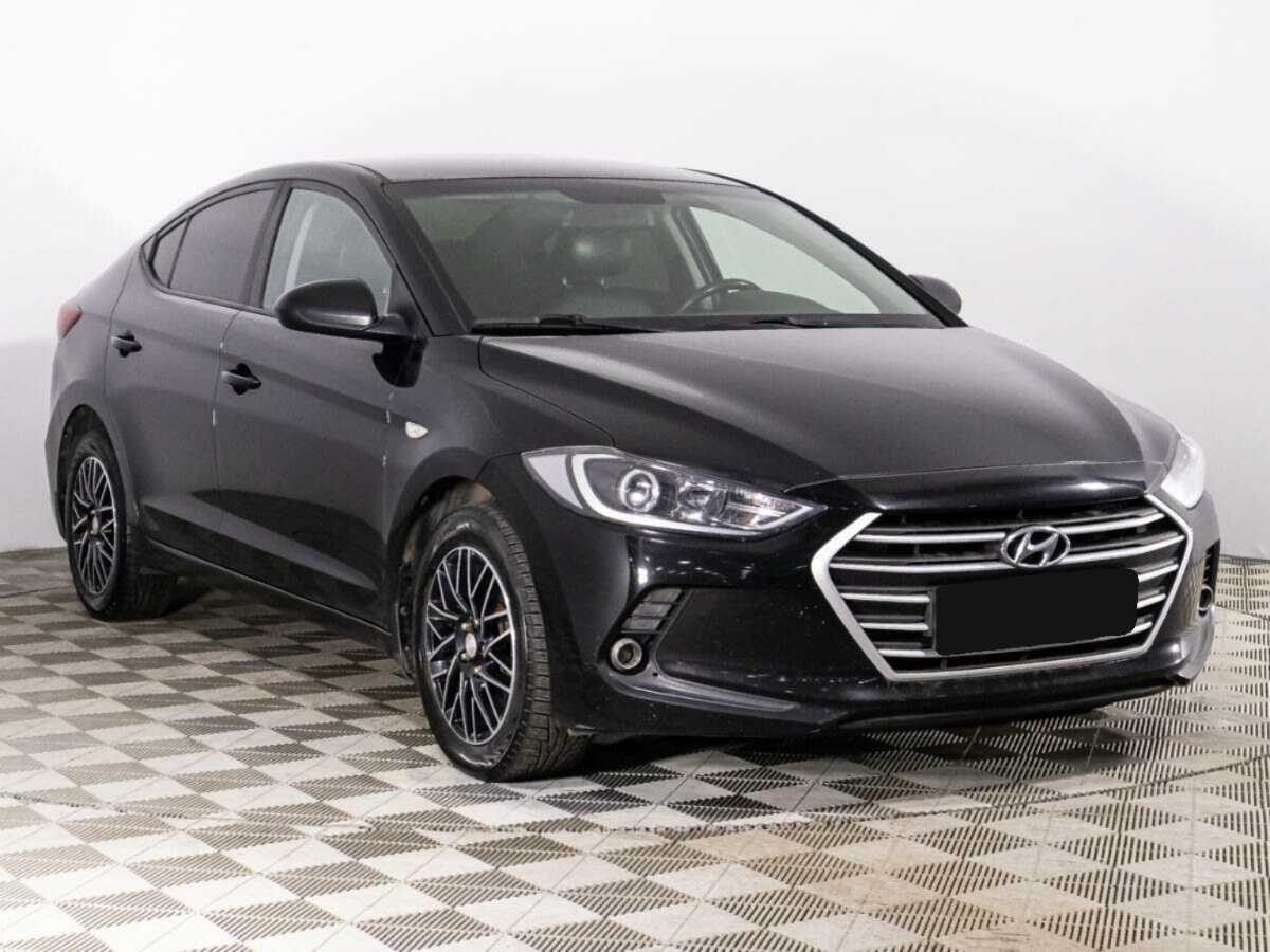 Купить Hyundai Elantra с пробегом. Фото: #2