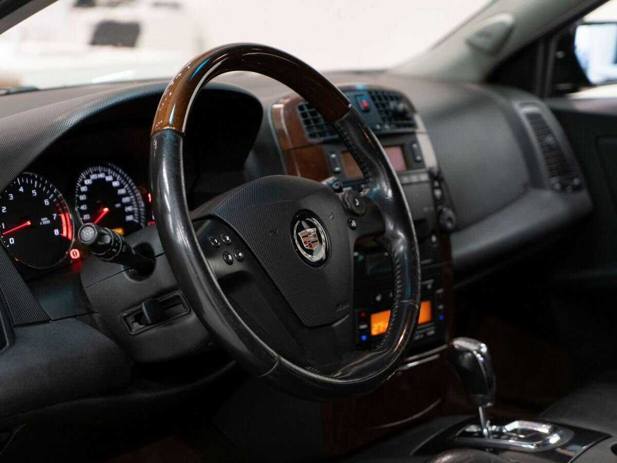 Купить Cadillac CTS с пробегом. Фото: #4