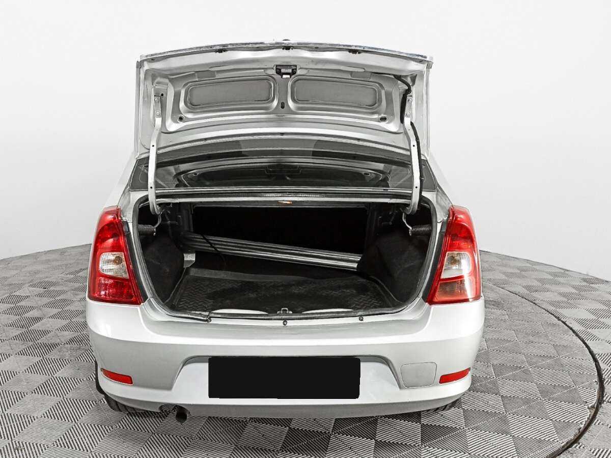 Купить Renault Logan с пробегом. Фото: #9
