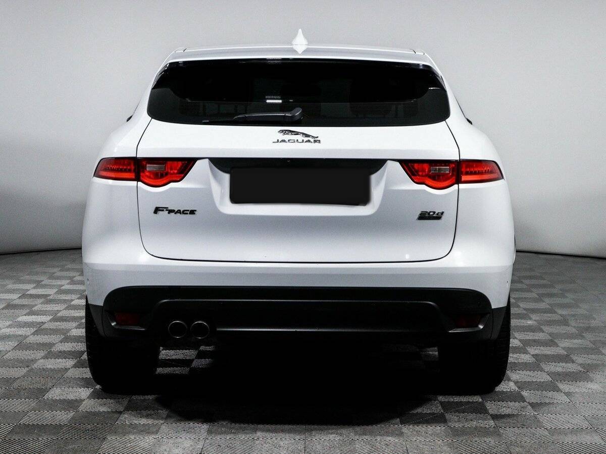 Купить Jaguar F-Pace с пробегом. Фото: #4