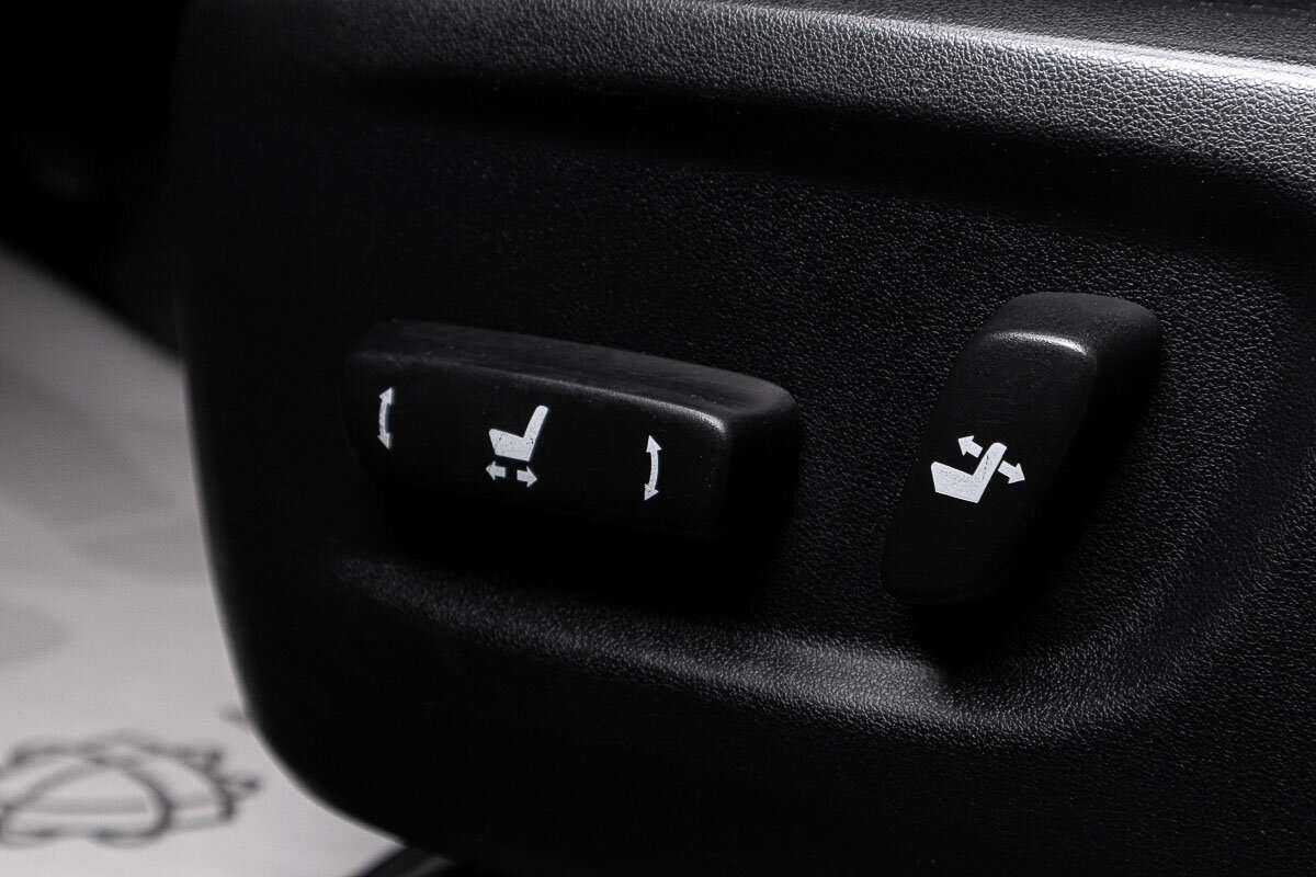 Купить Toyota Land Cruiser Prado с пробегом. Фото: #8