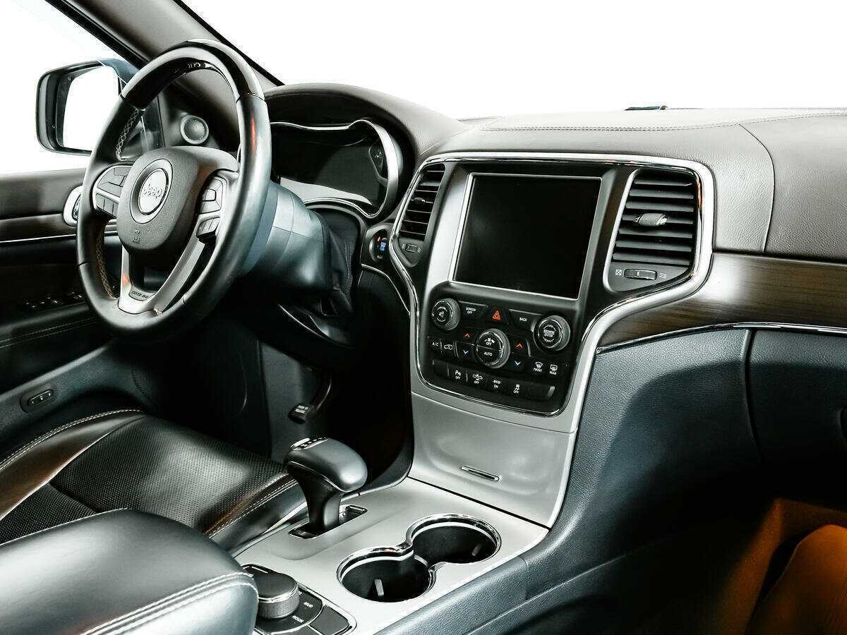 Купить Jeep Grand Cherokee с пробегом. Фото: #7
