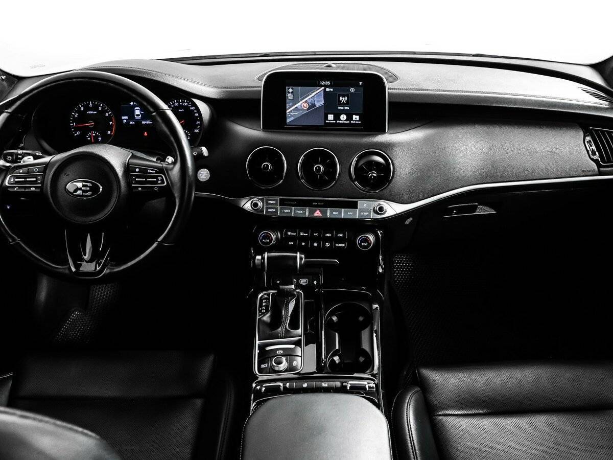 Купить Kia Stinger с пробегом. Фото: #10