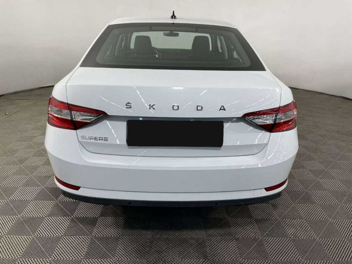 Купить Skoda Superb с пробегом. Фото: #1