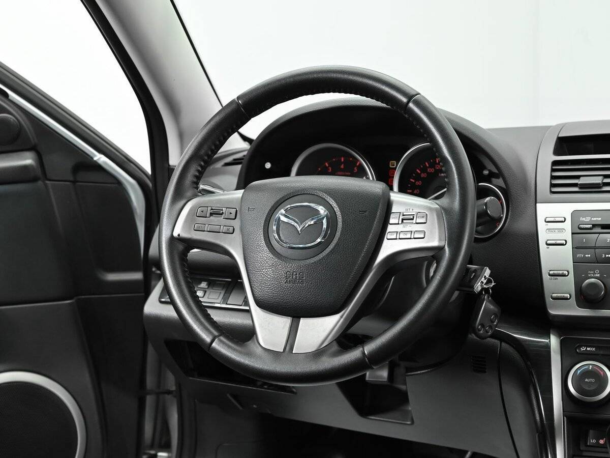 Купить Mazda 6 с пробегом. Фото: #8