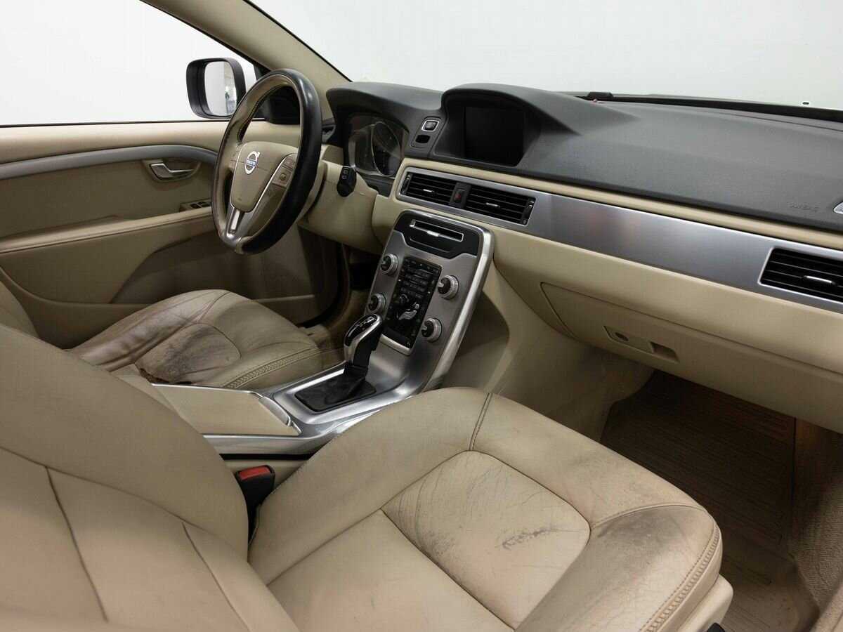 Купить Volvo XC70 с пробегом. Фото: #11