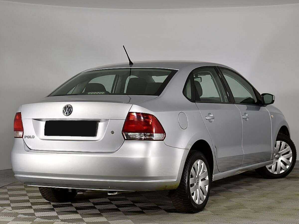 Купить Volkswagen Polo с пробегом. Фото: #1