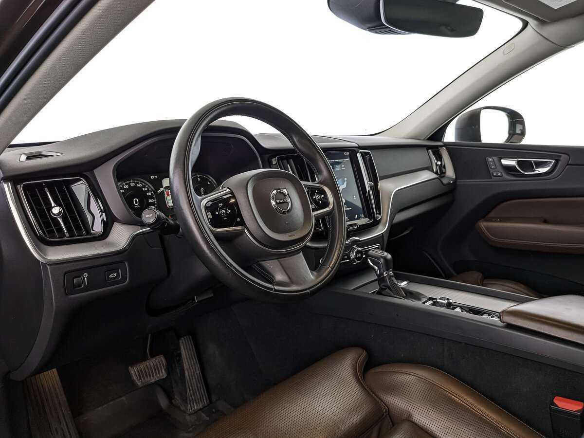 Купить Volvo XC60 с пробегом. Фото: #10